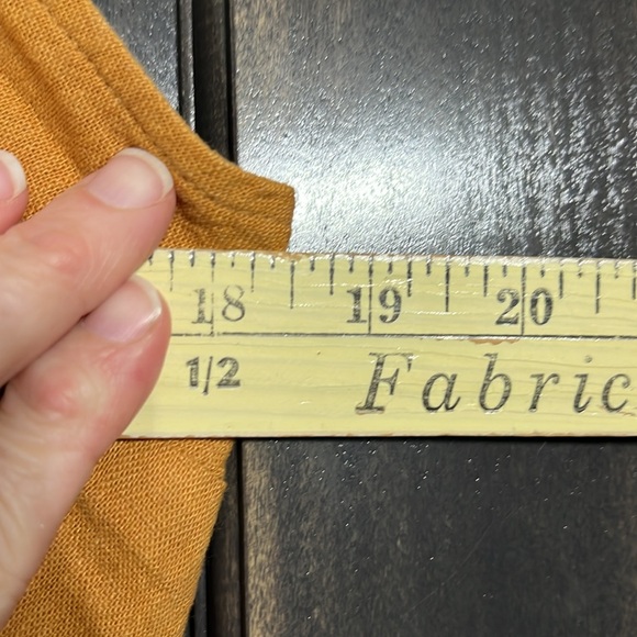 universal threads women’s mustard button dress. Size M - Picture 4 of 10